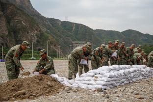 CJ谈莫兰特：他回归打球是一件好事 人们拿他和艾弗森比较